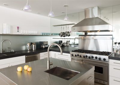 Clear Glass Backsplash