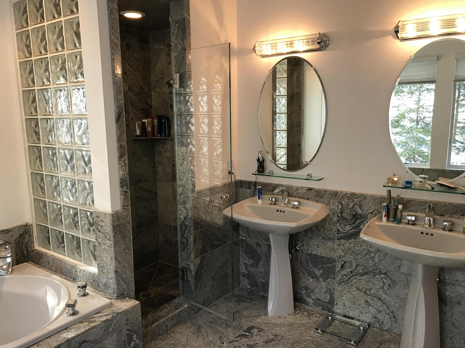 The Different Types of Mirrors LuxuryGlassNY